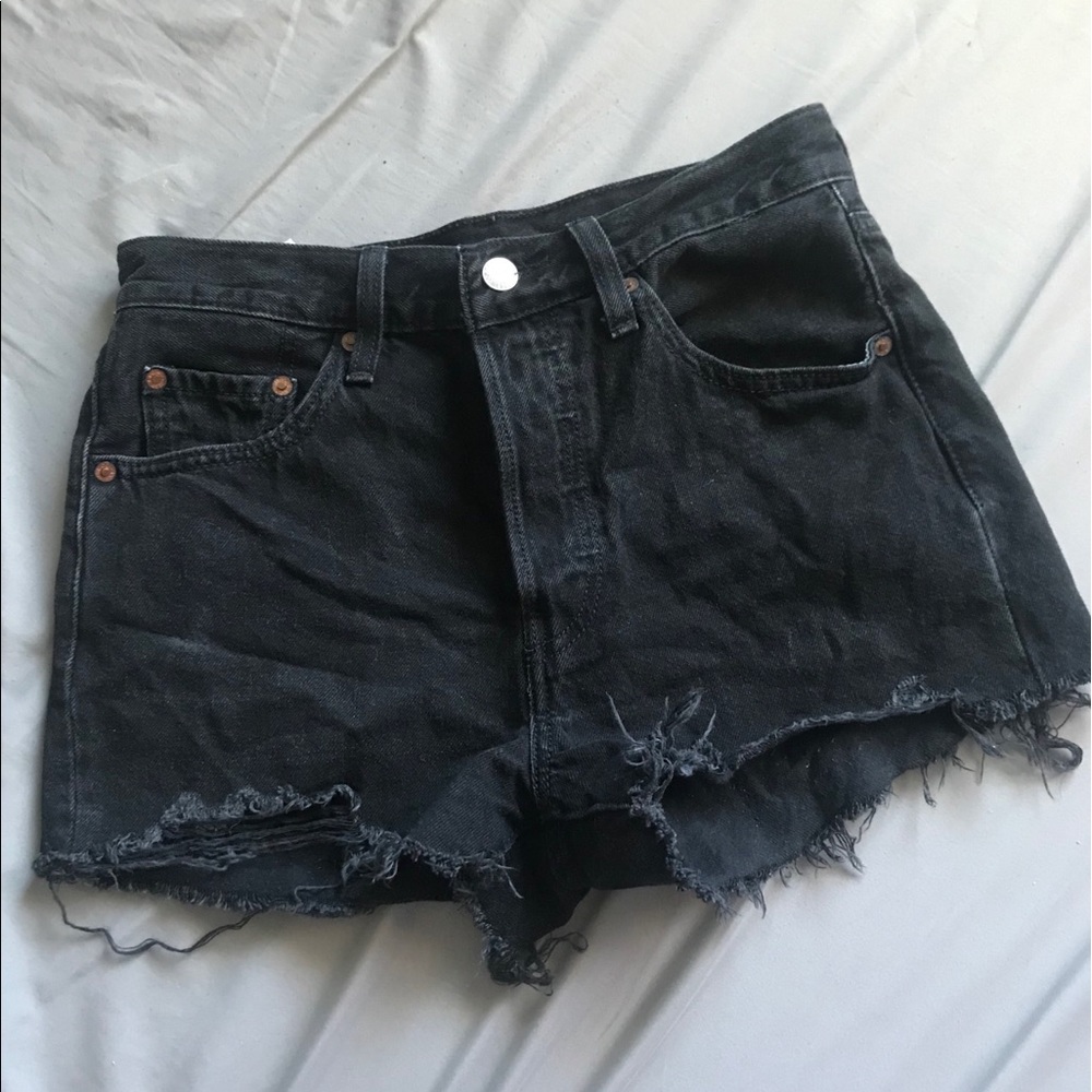 High Rise Black Levi 501 Shorts